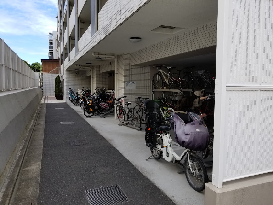 プレミスト東陽町の駐輪場