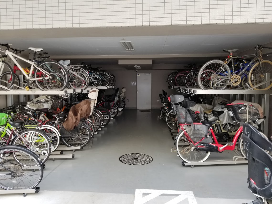 プレミスト東陽町の駐輪場